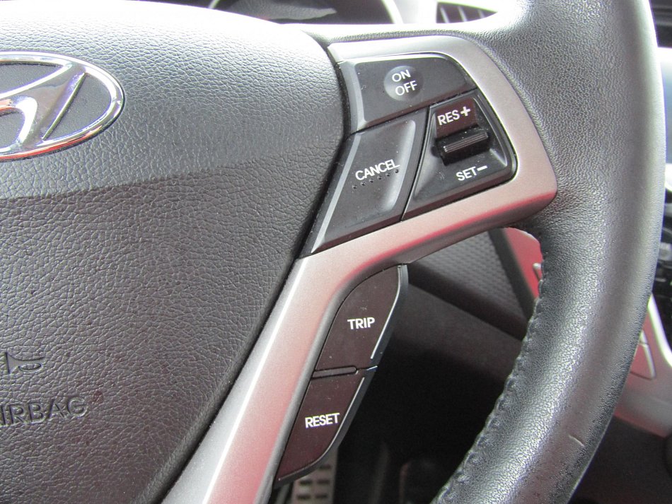 Hyundai Veloster 1.6i 