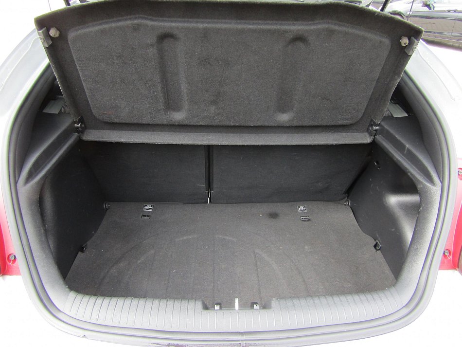Hyundai Veloster 1.6i 