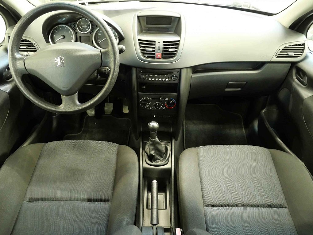 Peugeot 207 1.4i 