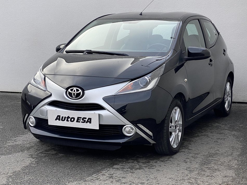 Toyota Aygo 1.0i X-play