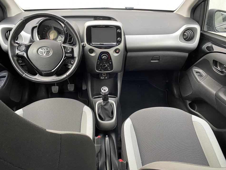 Toyota Aygo 1.0i X-play