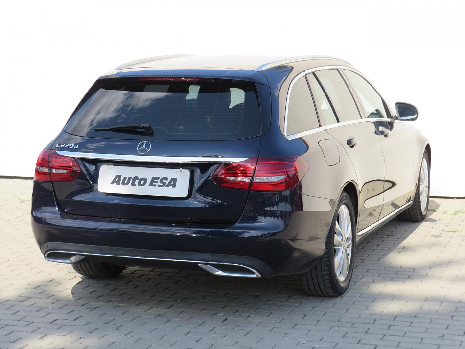 Mercedes-Benz Třída C 2.0CDi 