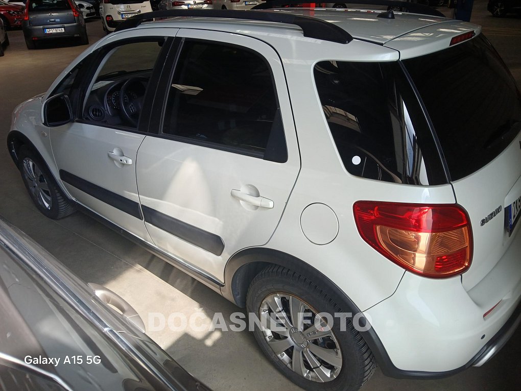 Suzuki SX4 1.6 i 