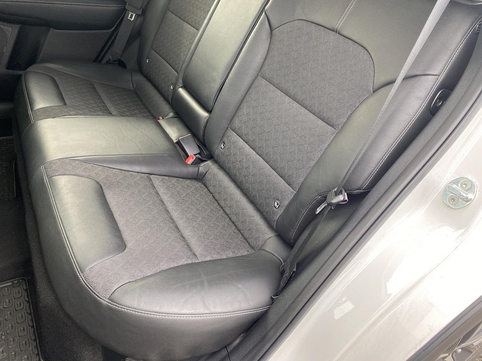 Kia Niro 1.6 i Exclusive