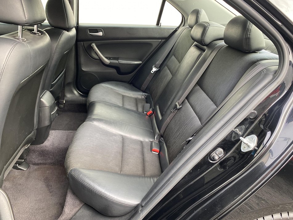 Honda Accord 2.2i-CTDi 