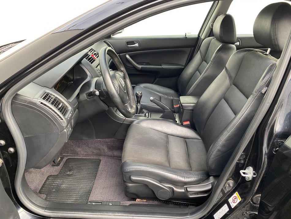 Honda Accord 2.2i-CTDi 