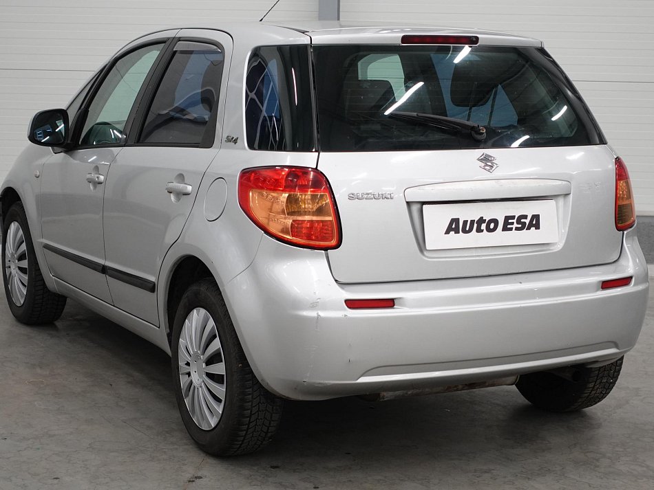 Suzuki SX4 1.5i 
