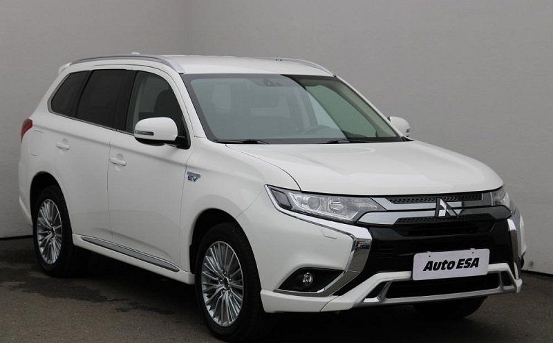 Mitsubishi Outlander 2.0i 