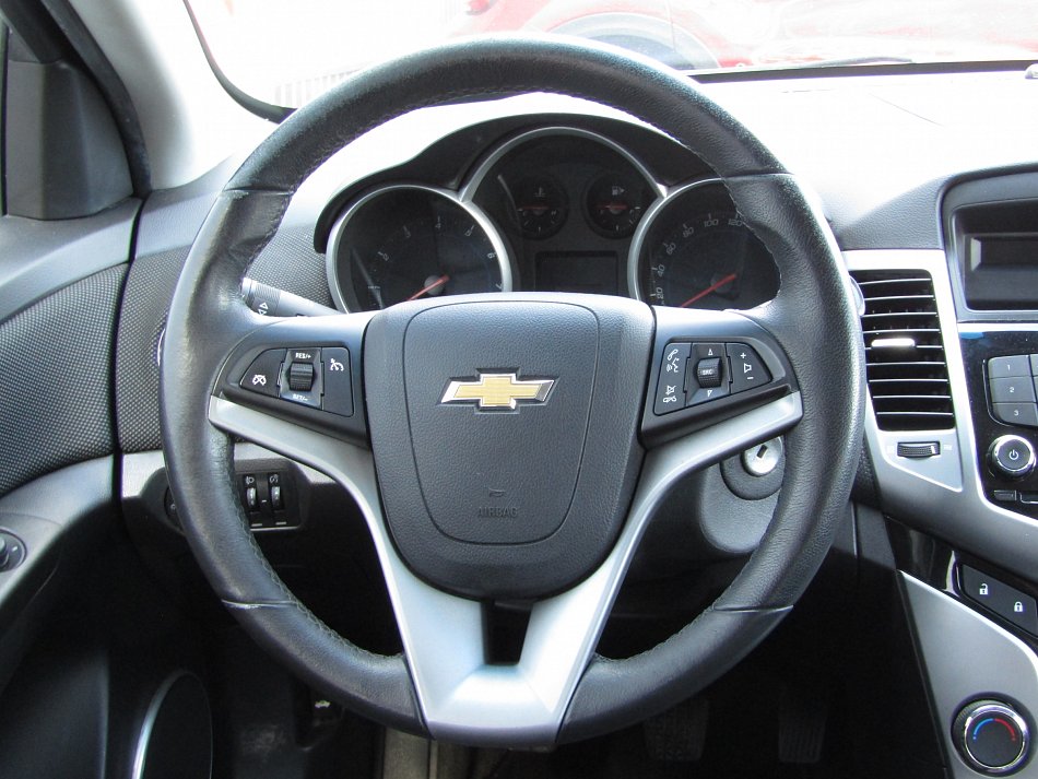 Chevrolet Cruze 1.8i 