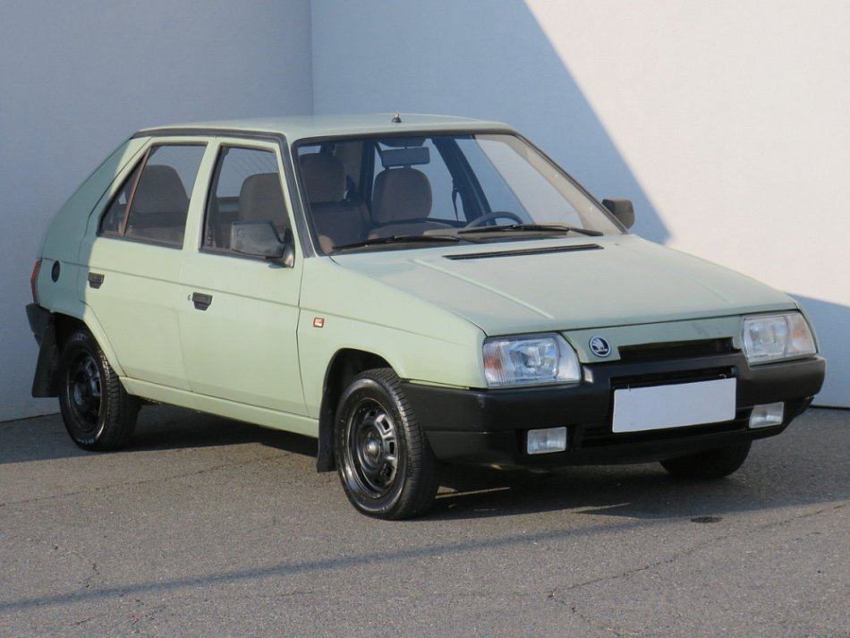 Škoda Favorit 1.3i 