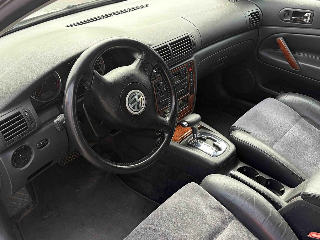 Volkswagen Passat 1.9TDi 