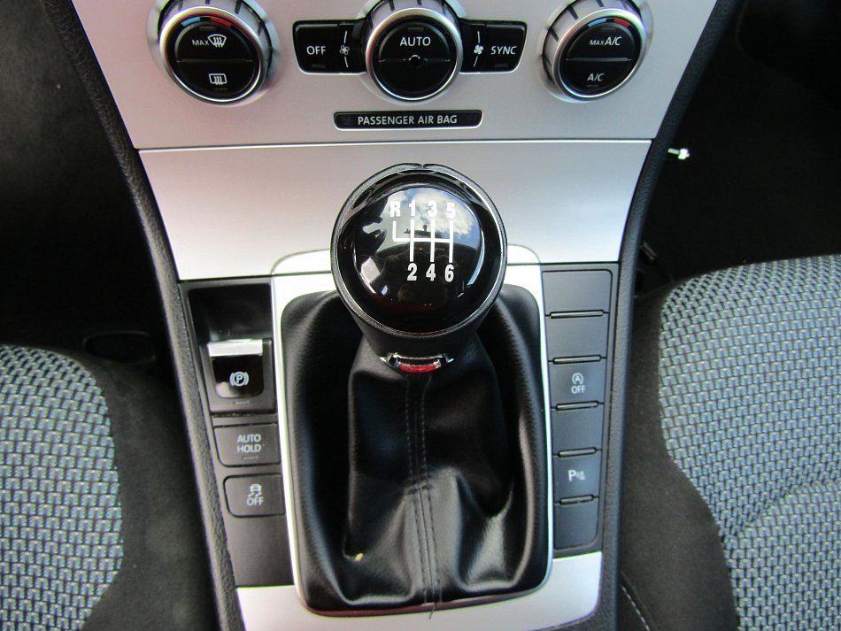 Volkswagen Passat 1.6 TDi 