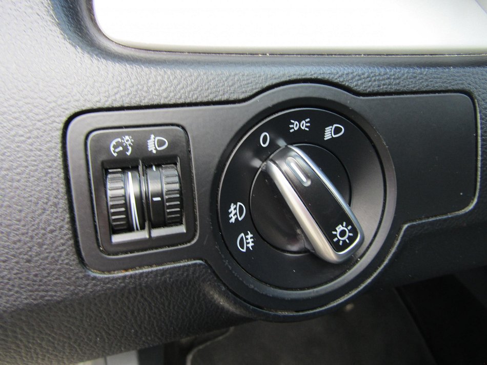 Volkswagen Passat 1.6 TDi 