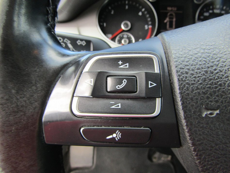 Volkswagen Passat 1.6 TDi 