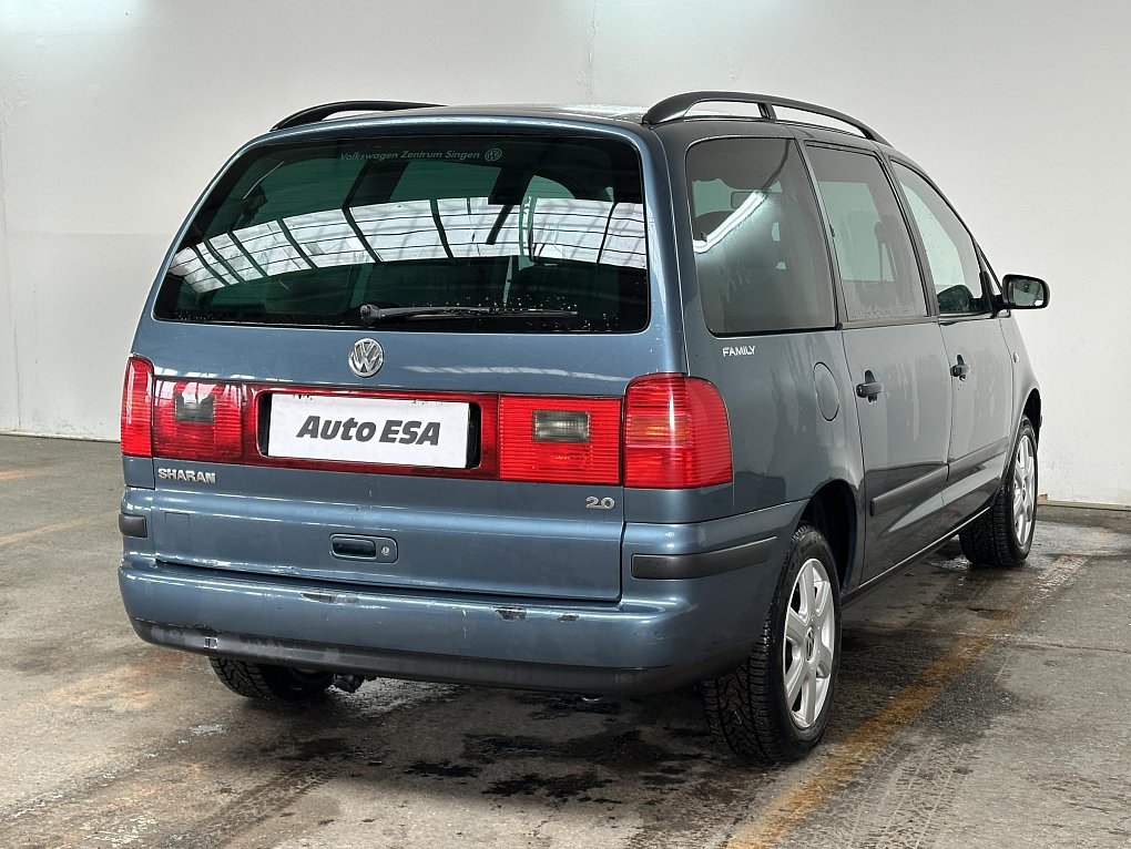 Volkswagen Sharan 2.0i  7míst