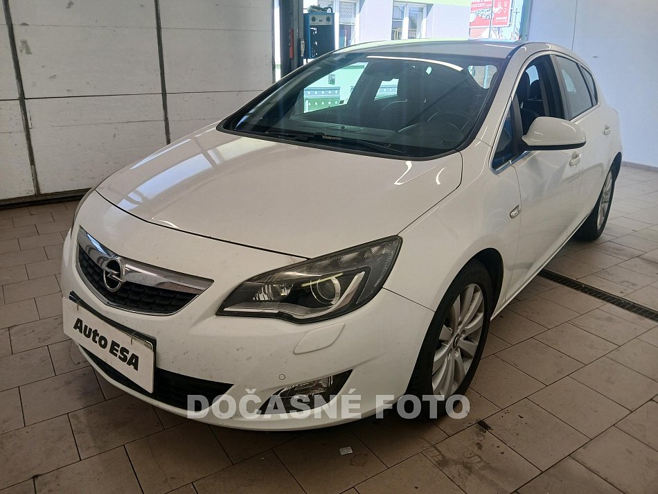 Opel Astra 1.6 T 