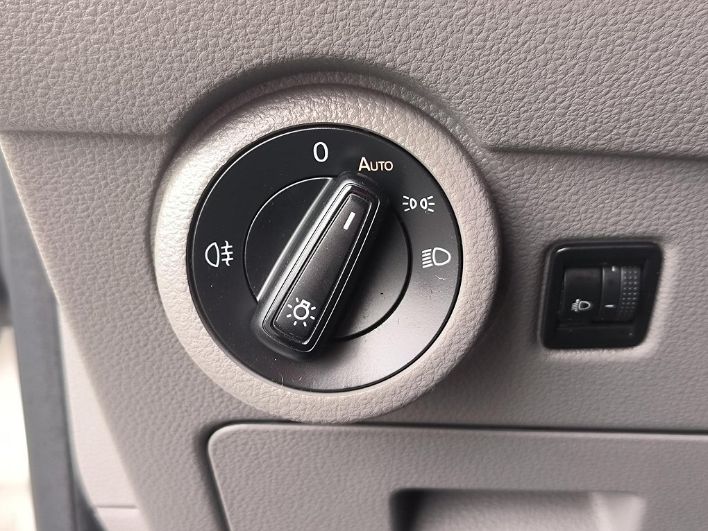 Volkswagen Transporter 2.0TDi  T6.1 9míst