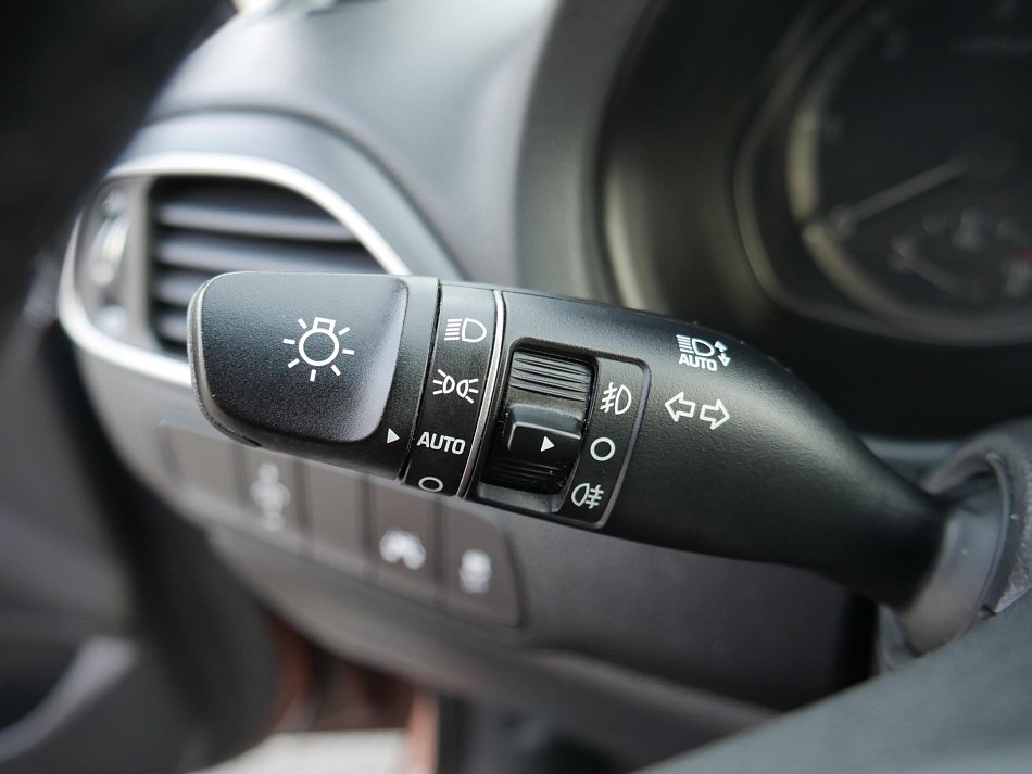 Hyundai I30 1.6 CRDF 