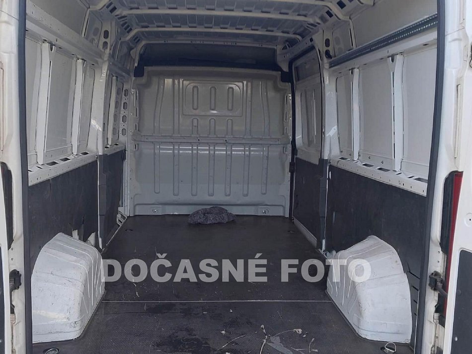 Peugeot Boxer 2.2HDi  L3H2