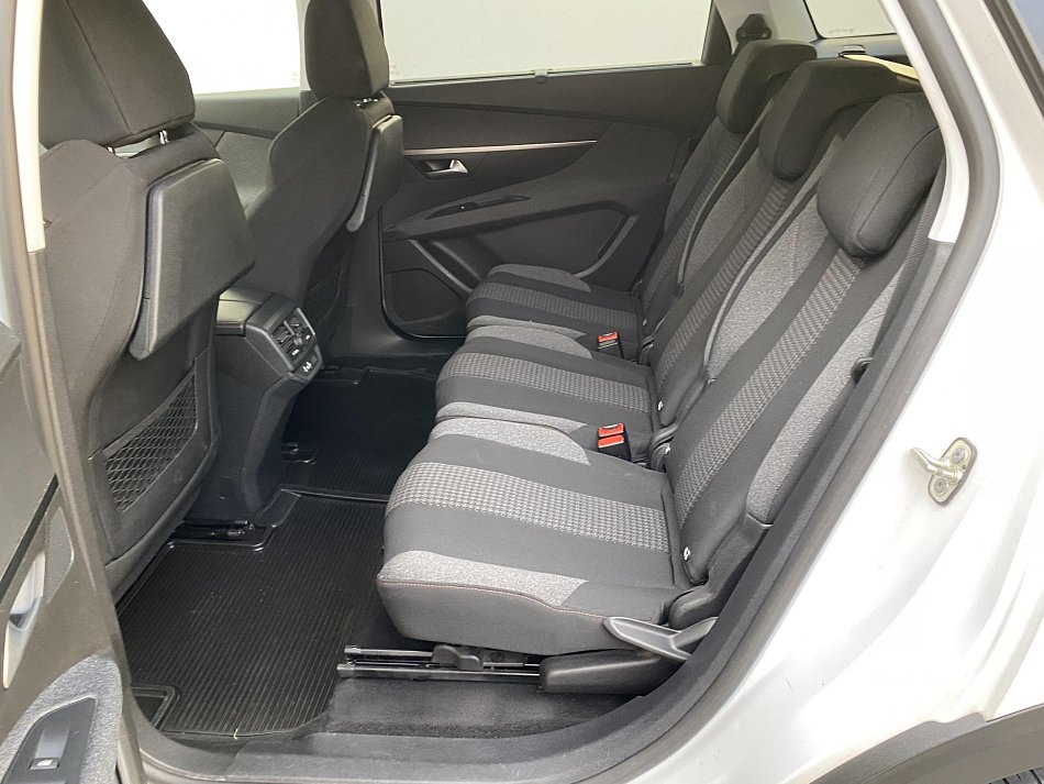Peugeot 5008 1.6HDI 