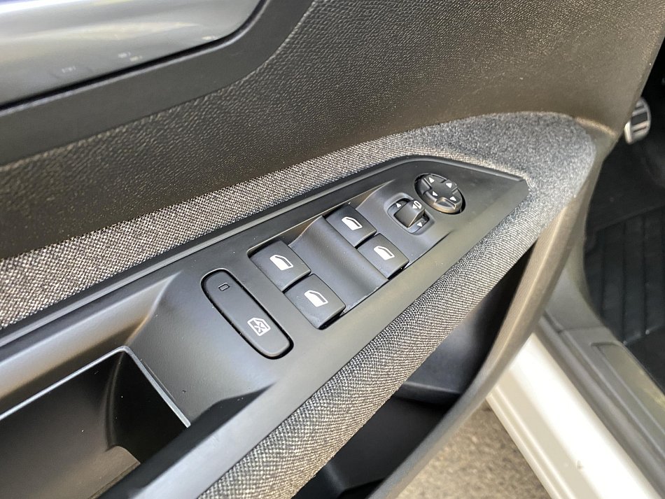 Peugeot 5008 1.6HDI 