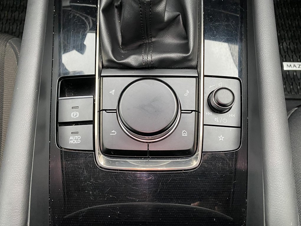 Mazda 3 2.0 i Skyactiv Revolution