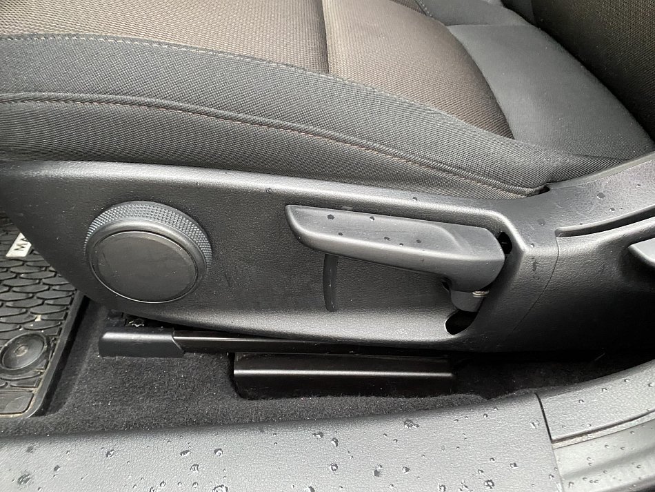 Mazda 3 2.0 i Skyactiv Revolution