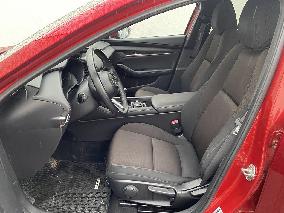 Mazda 3 2.0 i Skyactiv Revolution