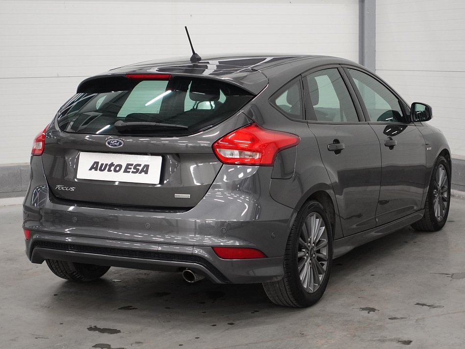 Ford Focus 1.5 EB ST-Line