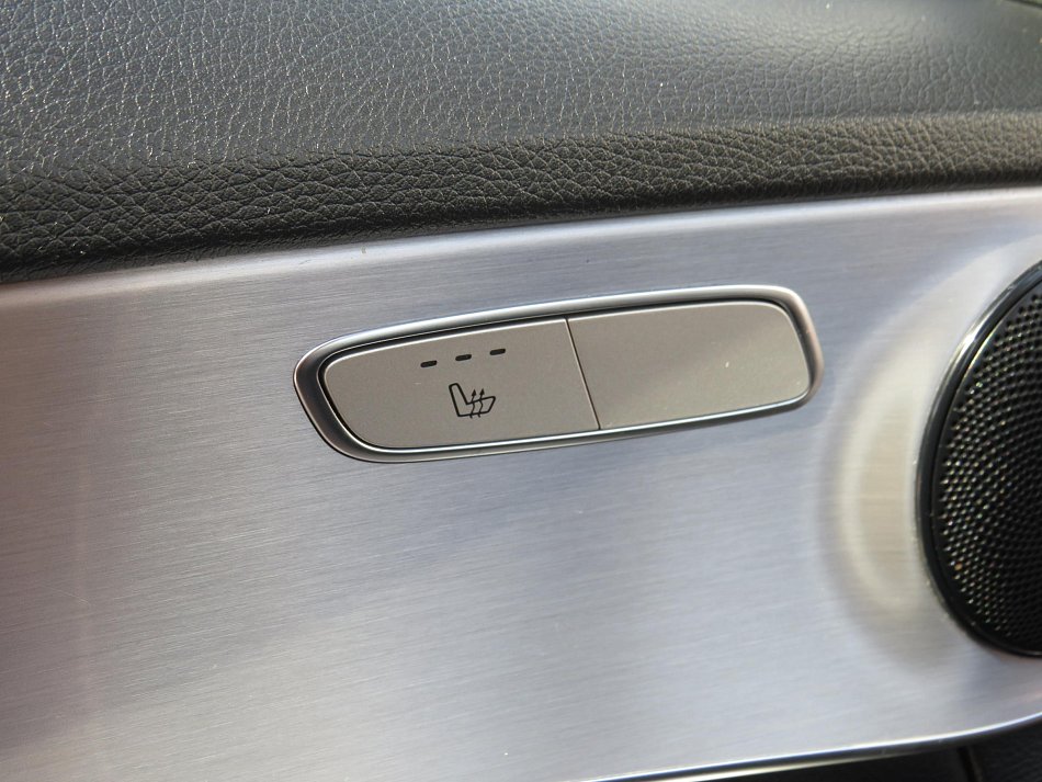 Mercedes-Benz Třída C 2.0CDi 