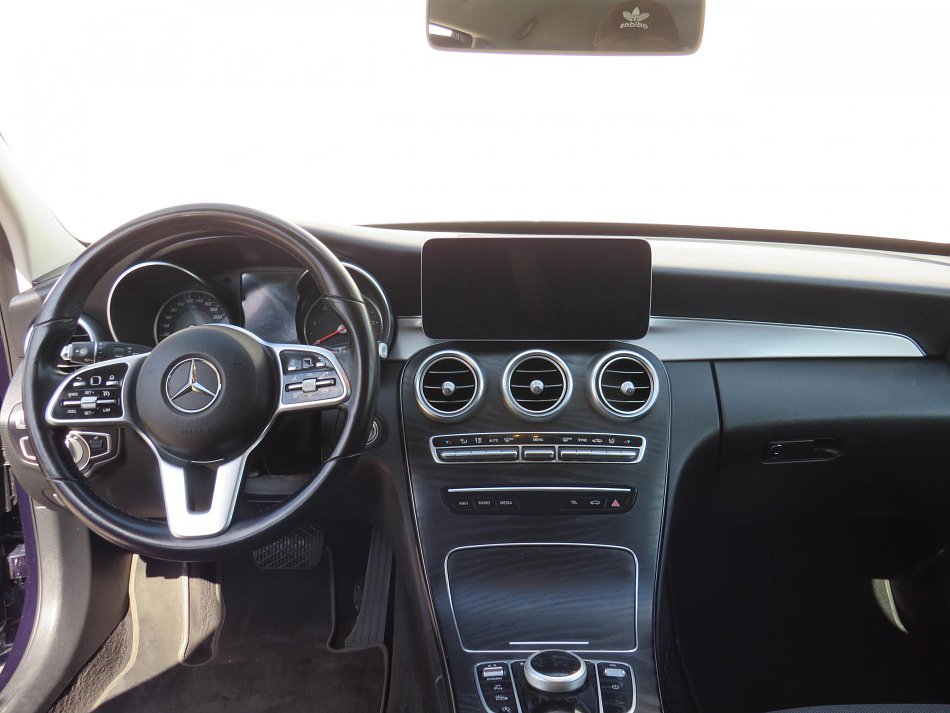 Mercedes-Benz Třída C 2.0CDi 