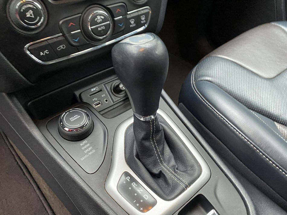 Jeep Cherokee 2.0 M-Jet Limited 4X4