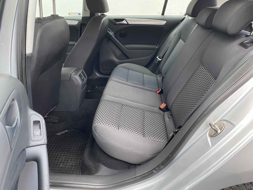 Volkswagen Golf 1.6 TDi Trendline