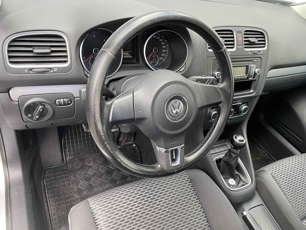 Volkswagen Golf 1.6 TDi Trendline