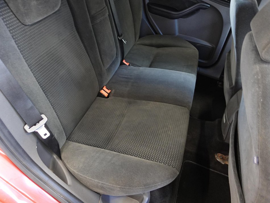 Ford Focus 1.6i 