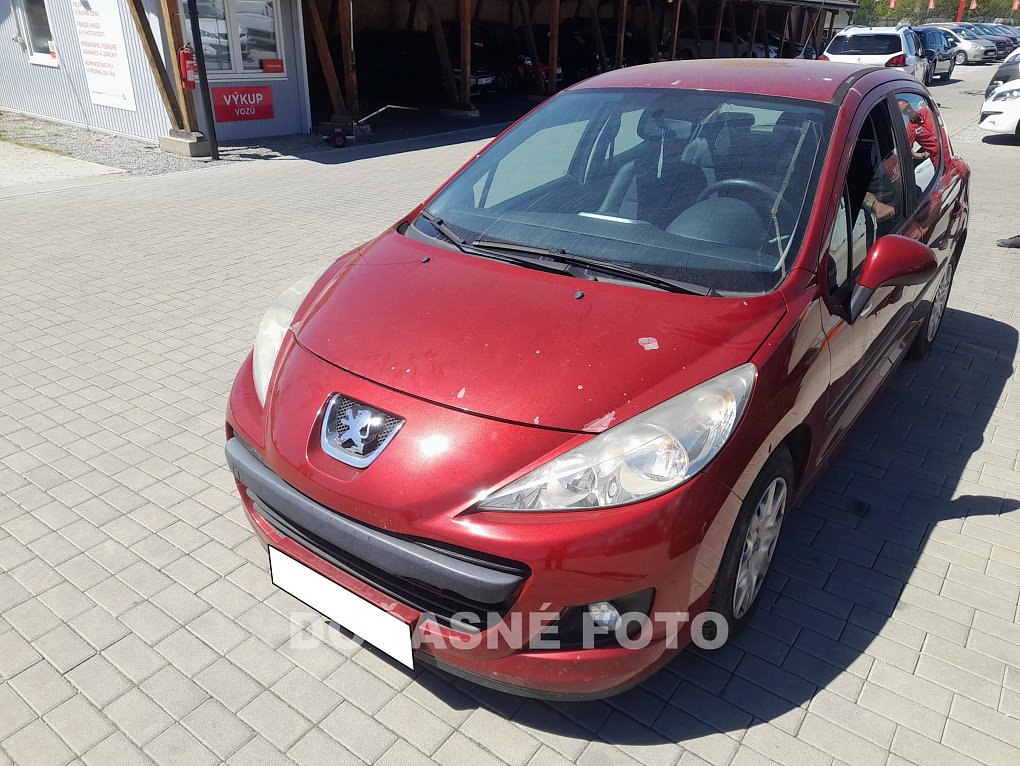 Peugeot 207 1.4i 