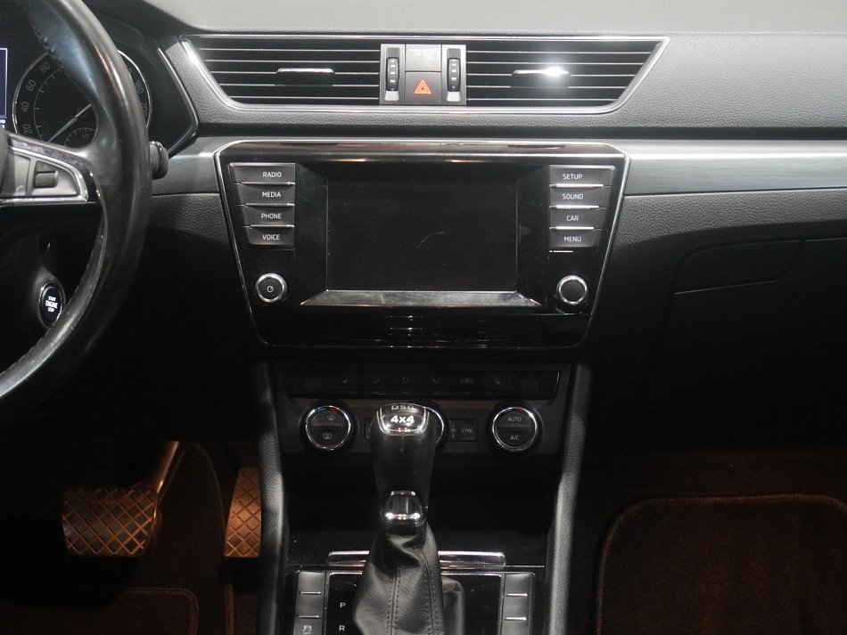 Škoda Superb III 2.0 TDi Style 4x4