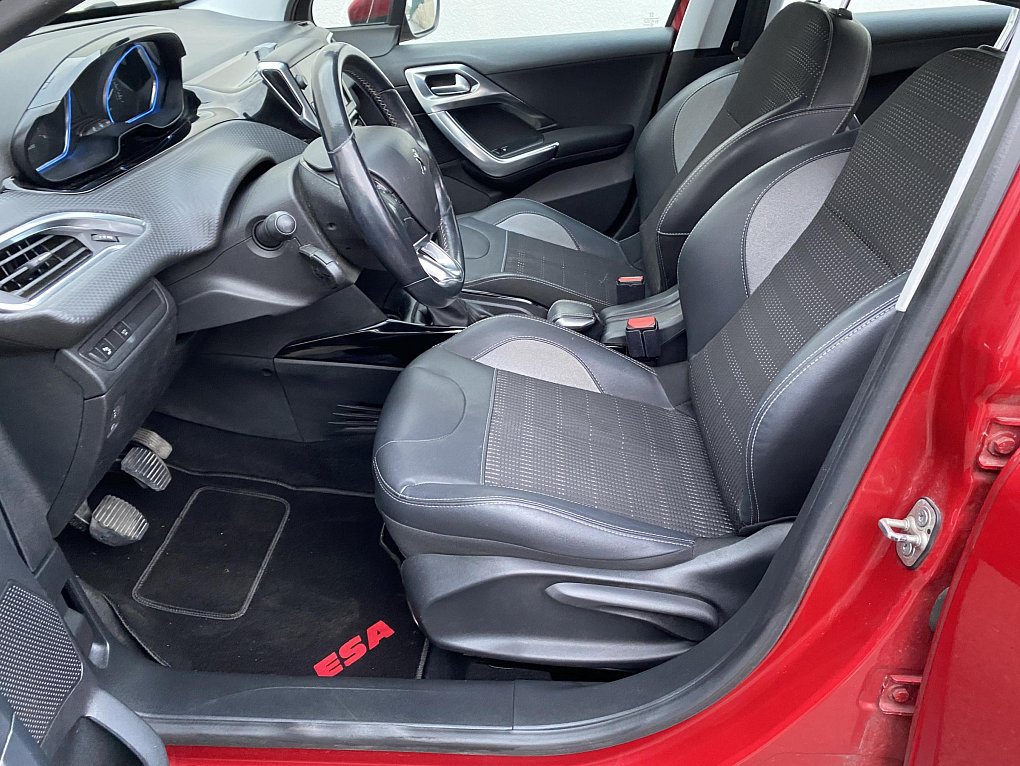 Peugeot 2008 1.2 PT Allure