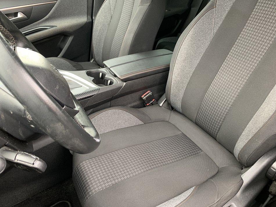 Peugeot 3008 1.5HDi Active