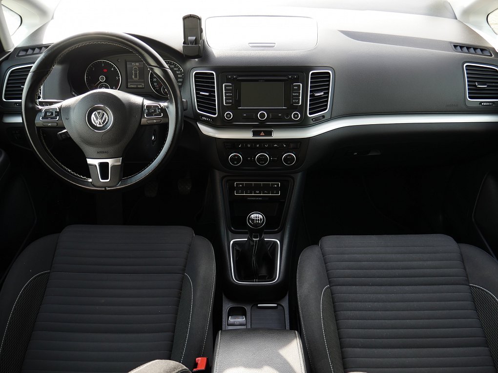 Volkswagen Sharan 2.0 TDI 