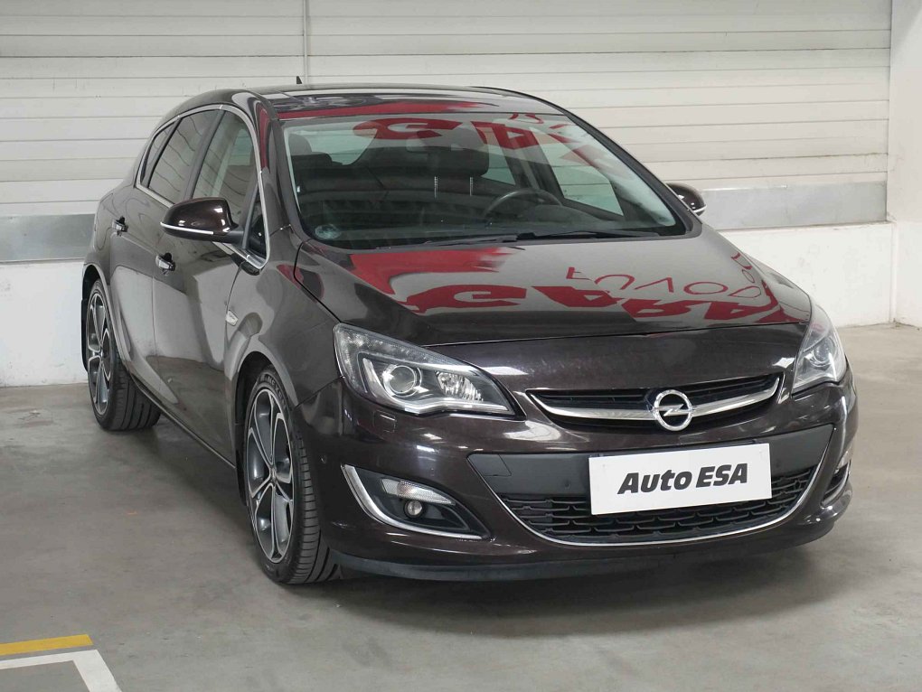 Opel Astra 1.6T 