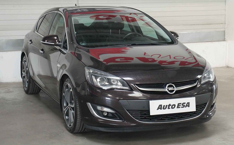 Opel Astra 1.6T 