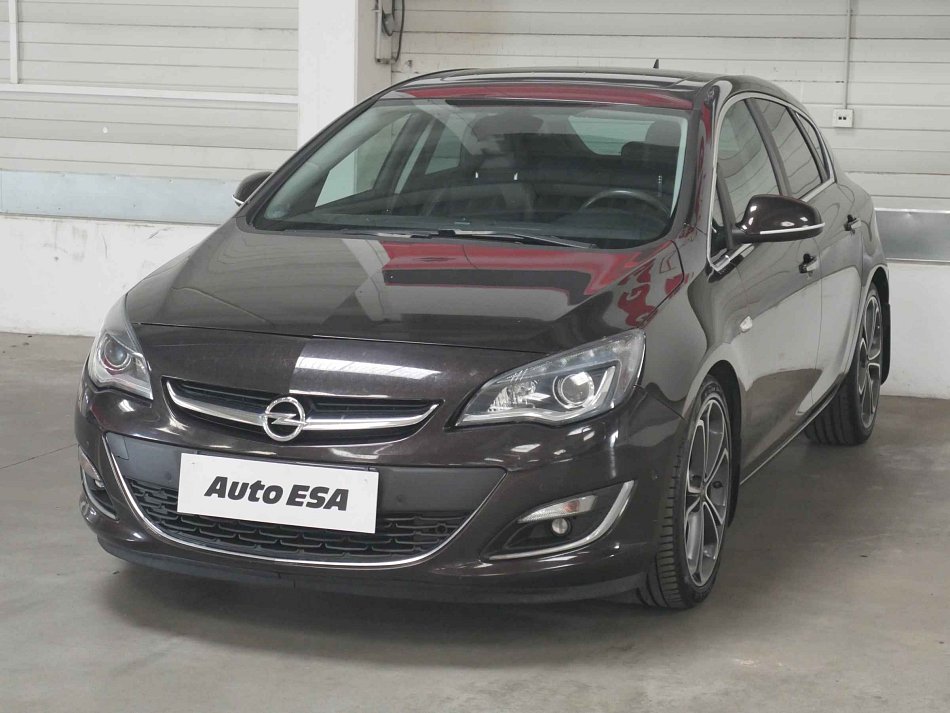 Opel Astra 1.6T 