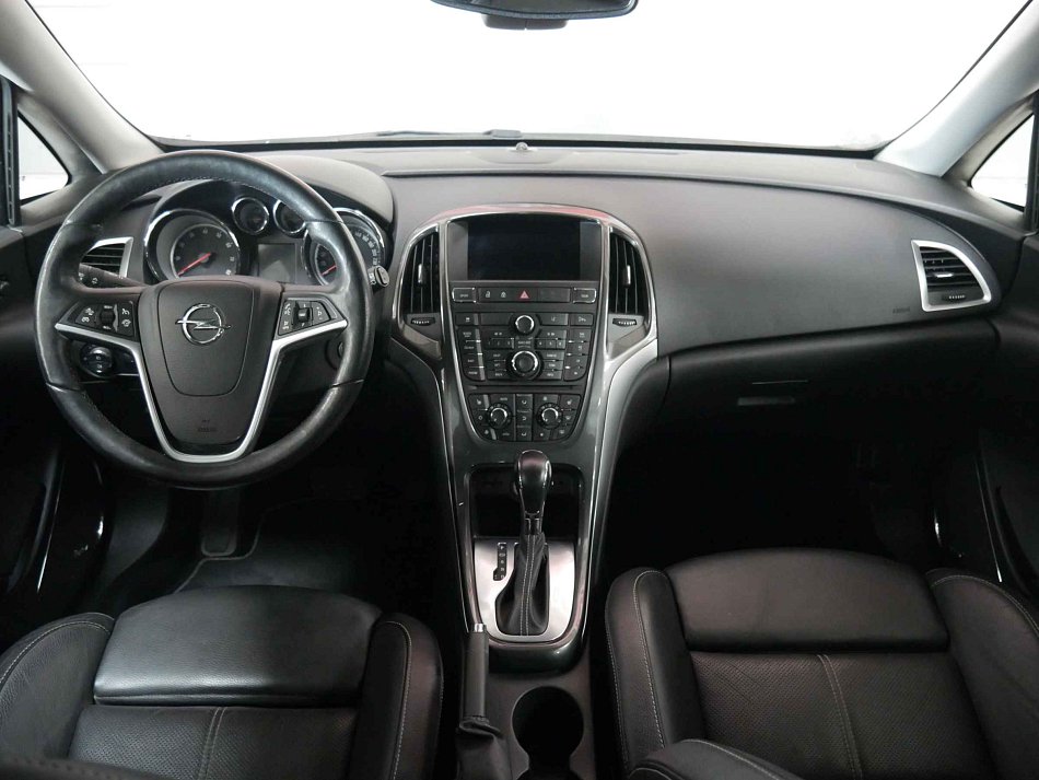 Opel Astra 1.6T 