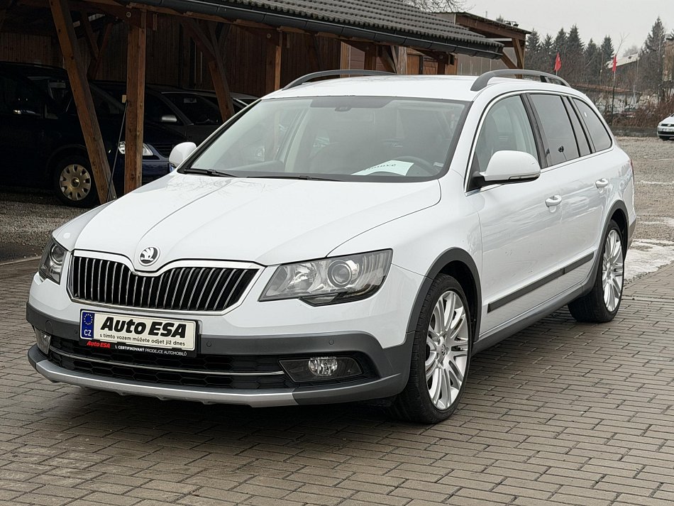 Škoda Superb II 2.0 TDCi Elegance 4x4