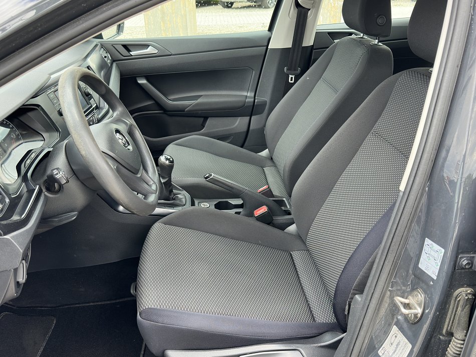 Volkswagen Polo 1.0i 