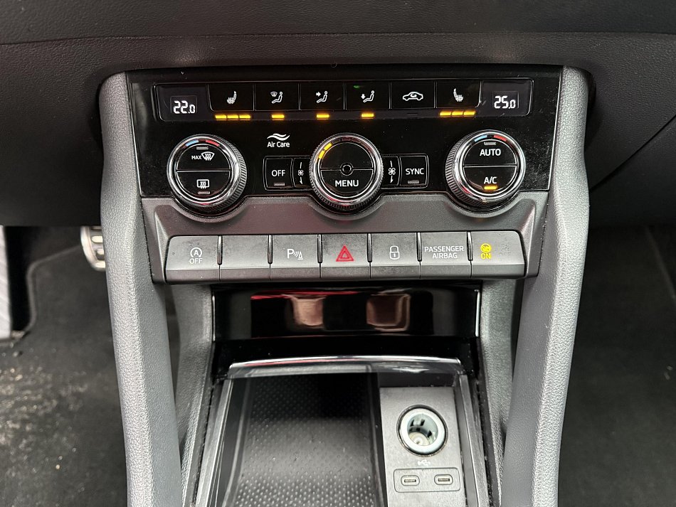 Škoda Karoq 1.5 TSi SportLine