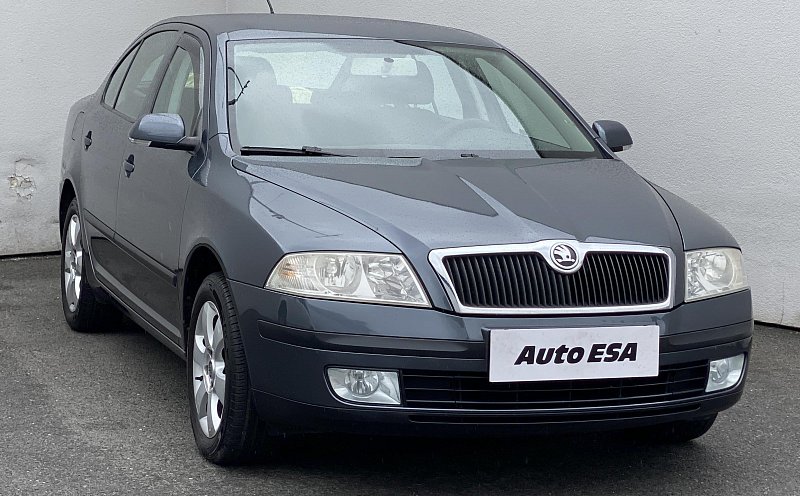 Škoda Octavia II 1.6 MPi Ambiente