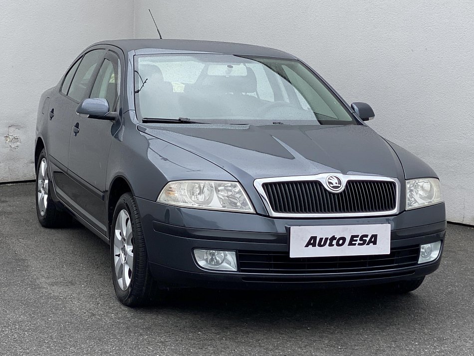 Škoda Octavia II 1.6 MPi Ambiente