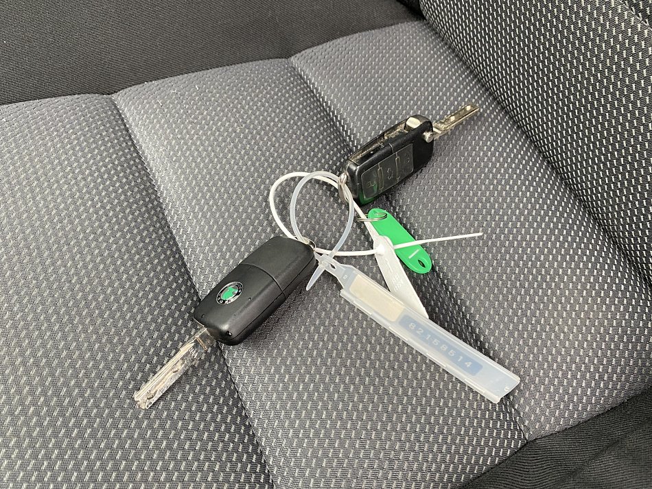 Škoda Octavia II 1.6 MPi Ambiente